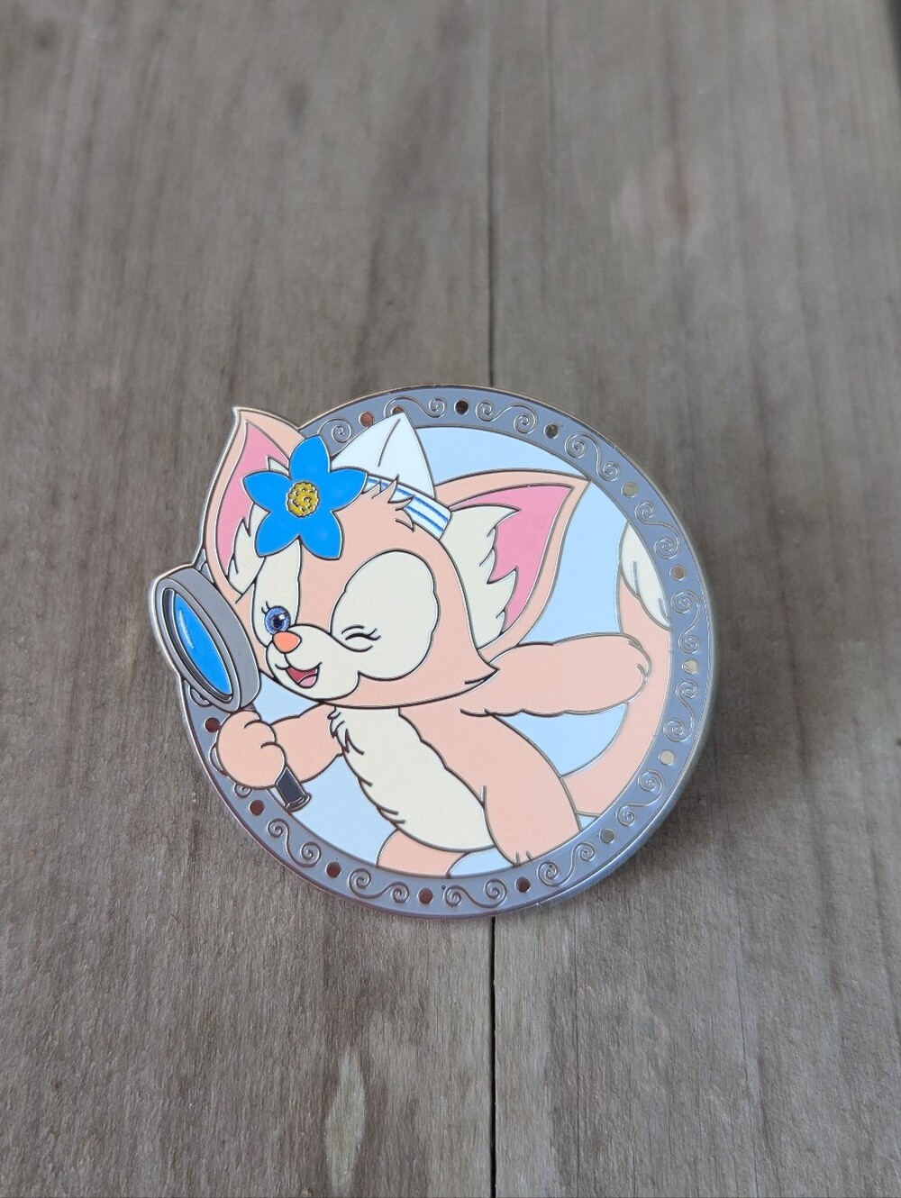 Rare Disney Cruise Line LinaBell Mirror Trading Pin Disney Adventure Singapore